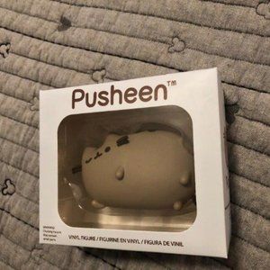 Pusheen Box Exclusive Relaxed Winking Pusheen Vinyl